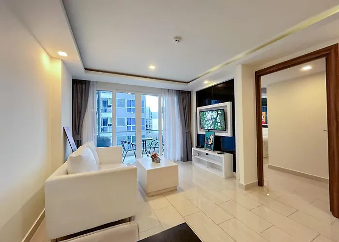 Grand Avenue Residence Condominium