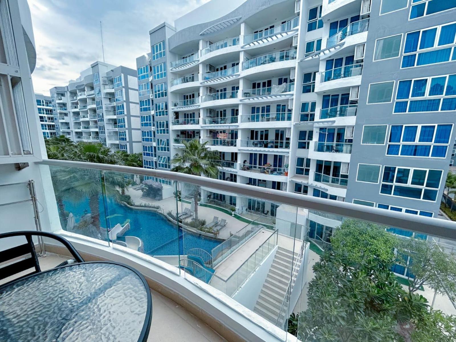 Appartement Grand Avenue Pattaya